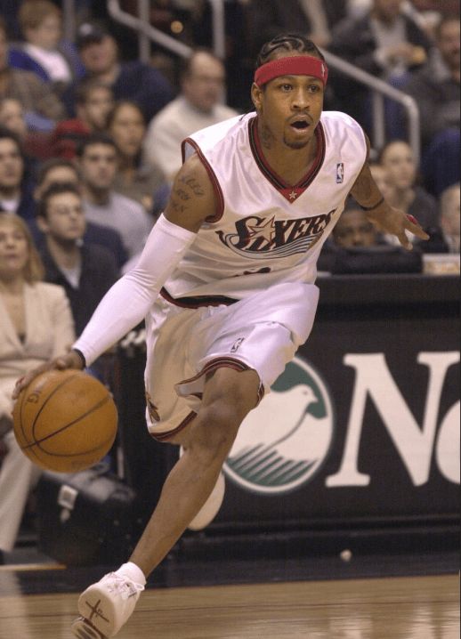 混团世界杯爆大冷！日本一哥被爆冷，张本美和剃光头，国乒打硬战（混团世界杯大冷门：日本一哥出局，张本美和剃发立志，国乒鏖战过关）